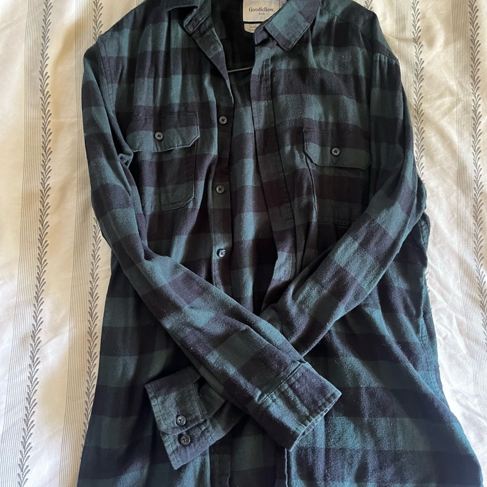 Goodfellow & Co Men’s Green and Black Plaid Flannel Shirt